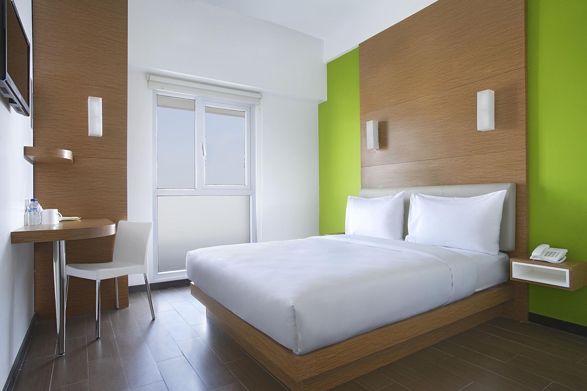 Amaris Hotel Embong Malang - Сурабая Экстерьер фото
